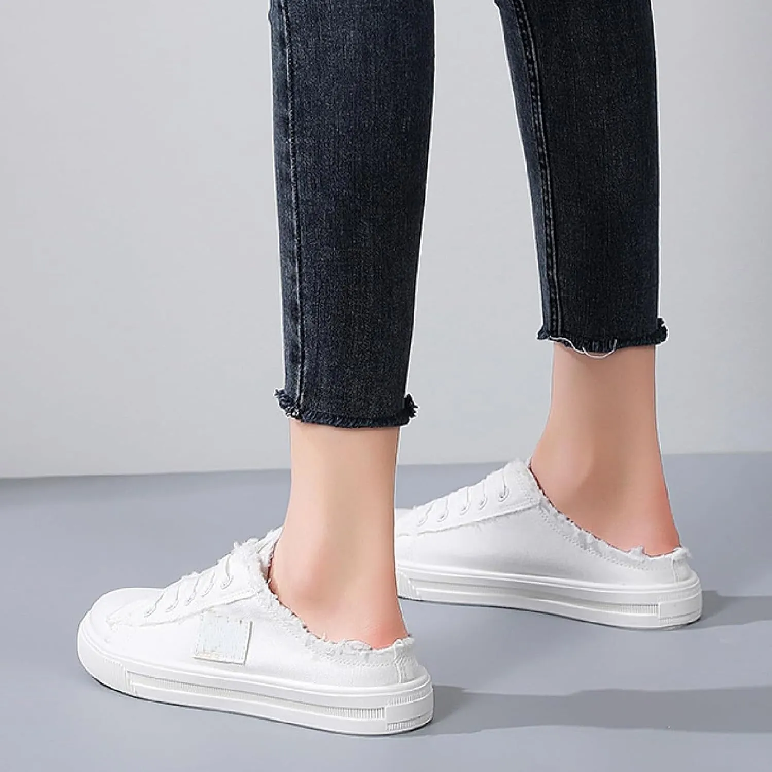 Canvas Shoes for Women Wide Width Slip-On Mule Backless Low Top Fashion Walking Shoes Loafers Casual Backless Shoe Casual Classic Comfortable Clipper Sneakers 2025