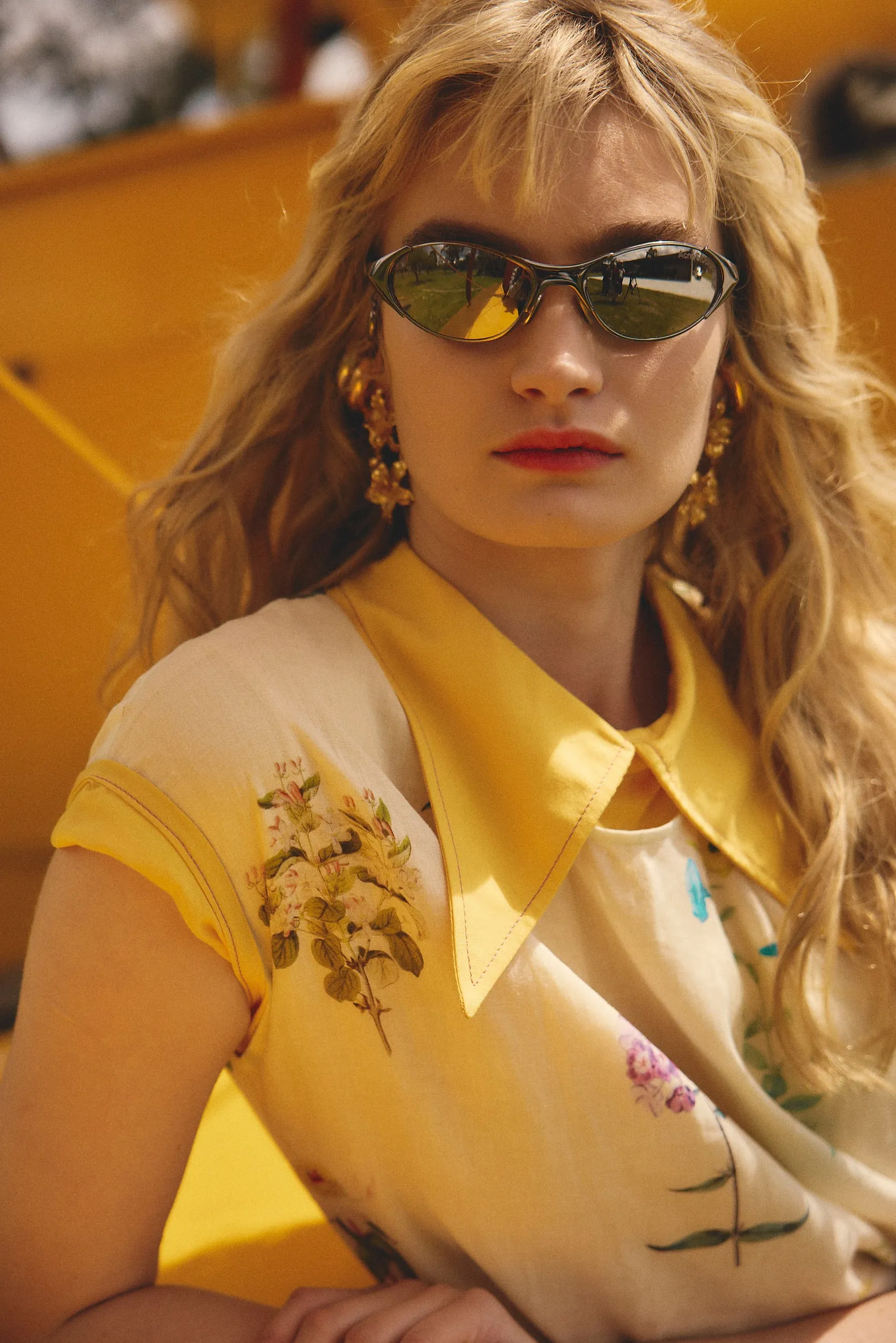 Chelsea Collar Top Lemon