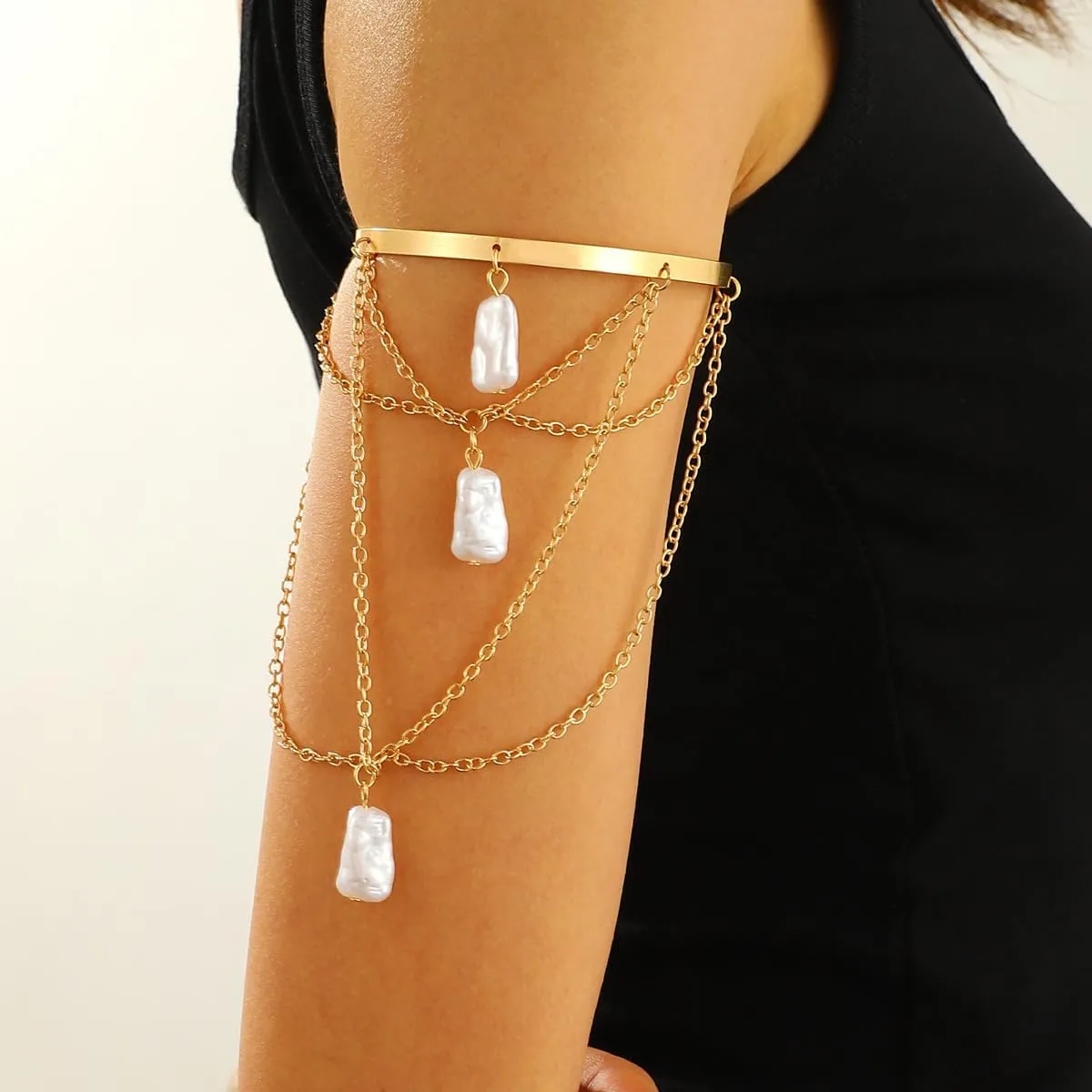 CJIAYUJEW Minimalist Gold Arm Cuff for Women - Layered Tassels Heart Rhinestone Pearl Bracelet Stackable Arm Bangle Jewelry