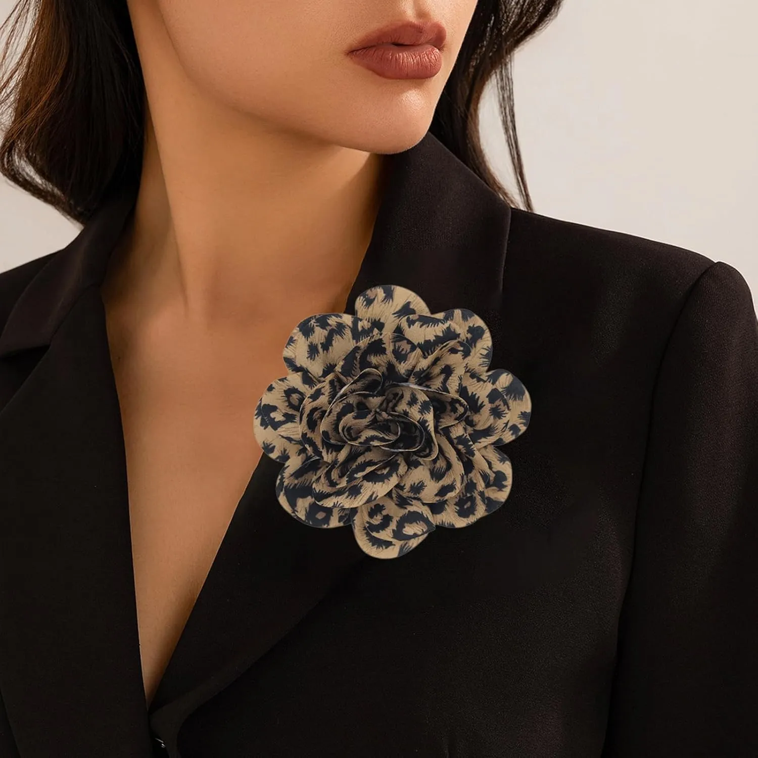 Dainty Fabric Leopard Rose Flower Large Brooches Handmade Flower Brooches Pin for Wedding Party Dance Banquet Ceremony Versatile Floral Accessory for Clothing and Hairstyling Size4.3in