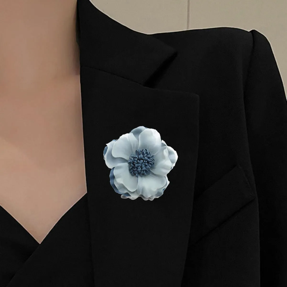 Elegant Large Cloth Flower Brooches Big Camellia Flower Pin for Women Dainty Cloth Fabric Rose Brooches Dress Skirt Scarf Hat Pins Clothing Decoration Accessories