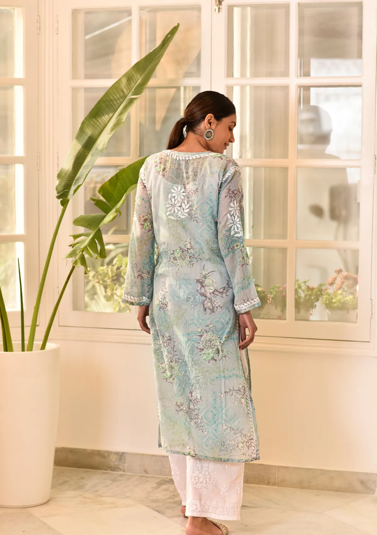 Eliza Mulmul Straight Kurta
