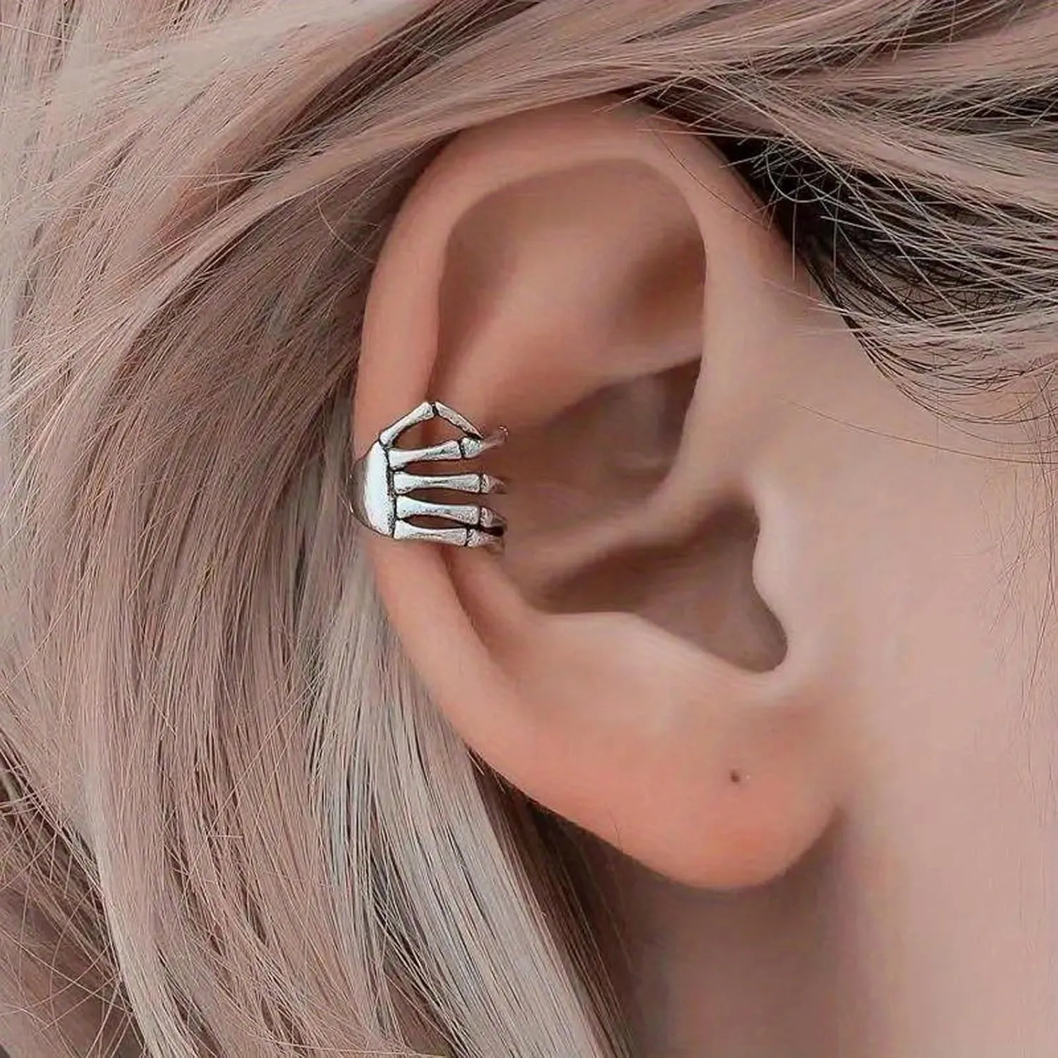 Halloween Earrings for Women Skeleton Hand Ear Cuffs Skeleton Hand Earrings Non Pierced Halloween Clip on Earrings Halloween Jewelry Costume Gifts