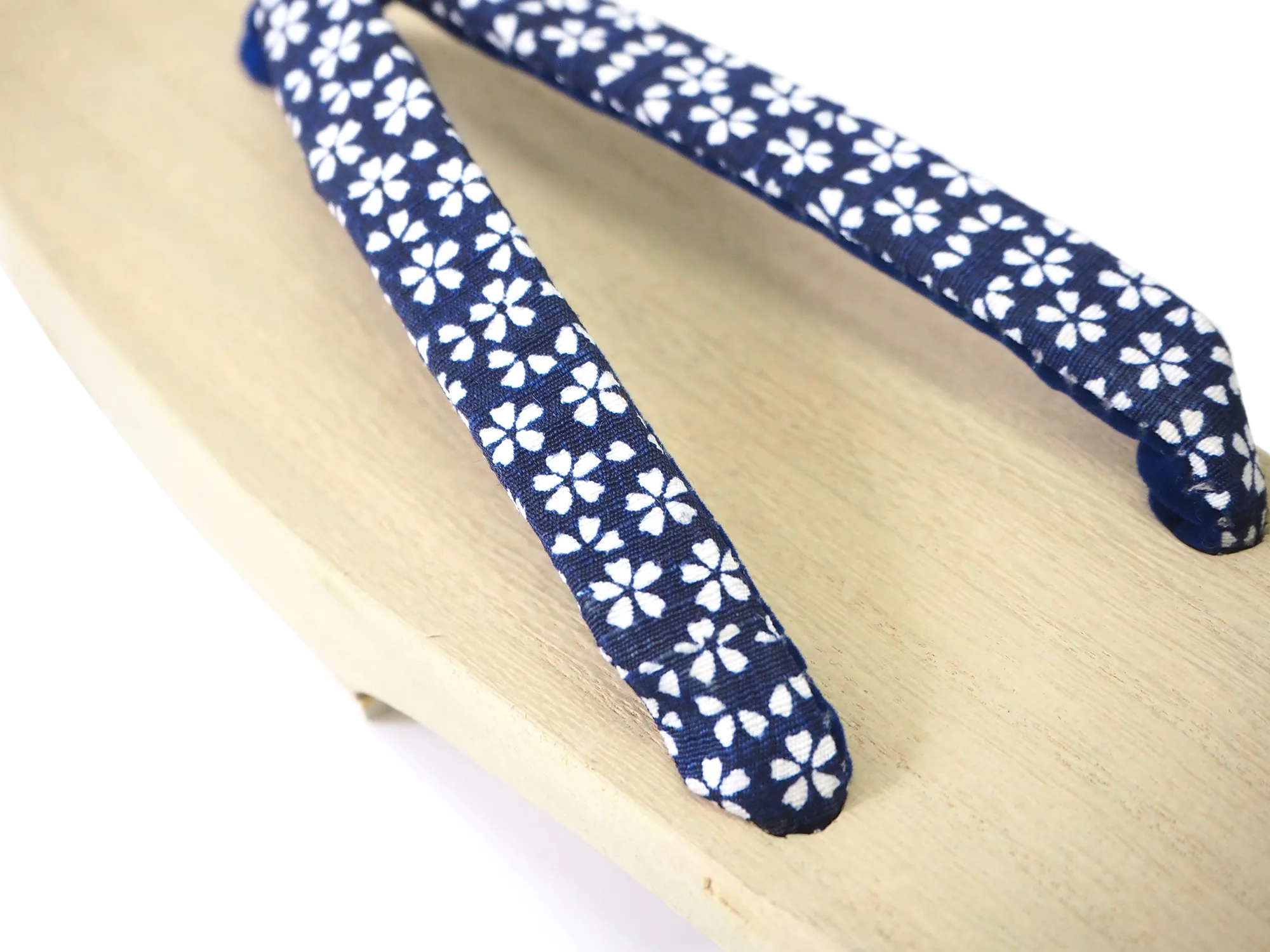 Kids Japanese Kimono Yukata Wooden Geta Sandals, 19.5, 21cm Ivory Blue
