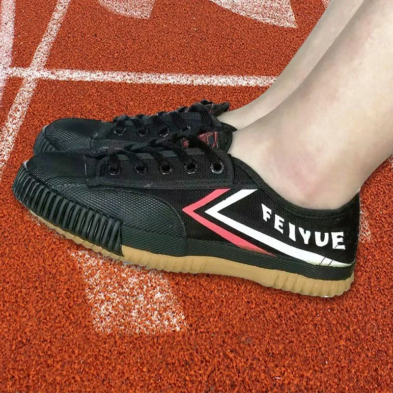 Martial Arts Shoes Low Top Canvas Shoes for Parkour Kung Fu, Rubber Sole Fashion Sneakers for Indoor/Outdoor Activities