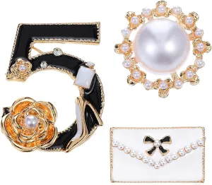 Number Five Brooch, Celebrity Designer Inspired Flower Brooch Pin Gift Set, Lucky Number Five Brooches with Imitation Pearl Vintage Imitating Pearl Rhinestone Crystal Brooch Pin for Women for Wedding