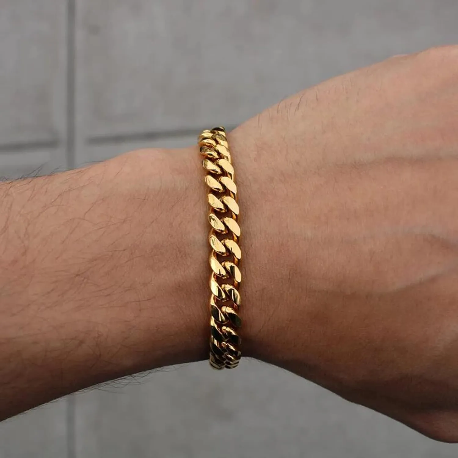 Stainless Steel Cuban Chain Bracelets for Men & Women - 6.5/7/7.5/8/9 Inch Gold Plated & Silver Stainless Steel Fashion Jewelry Bracelet
