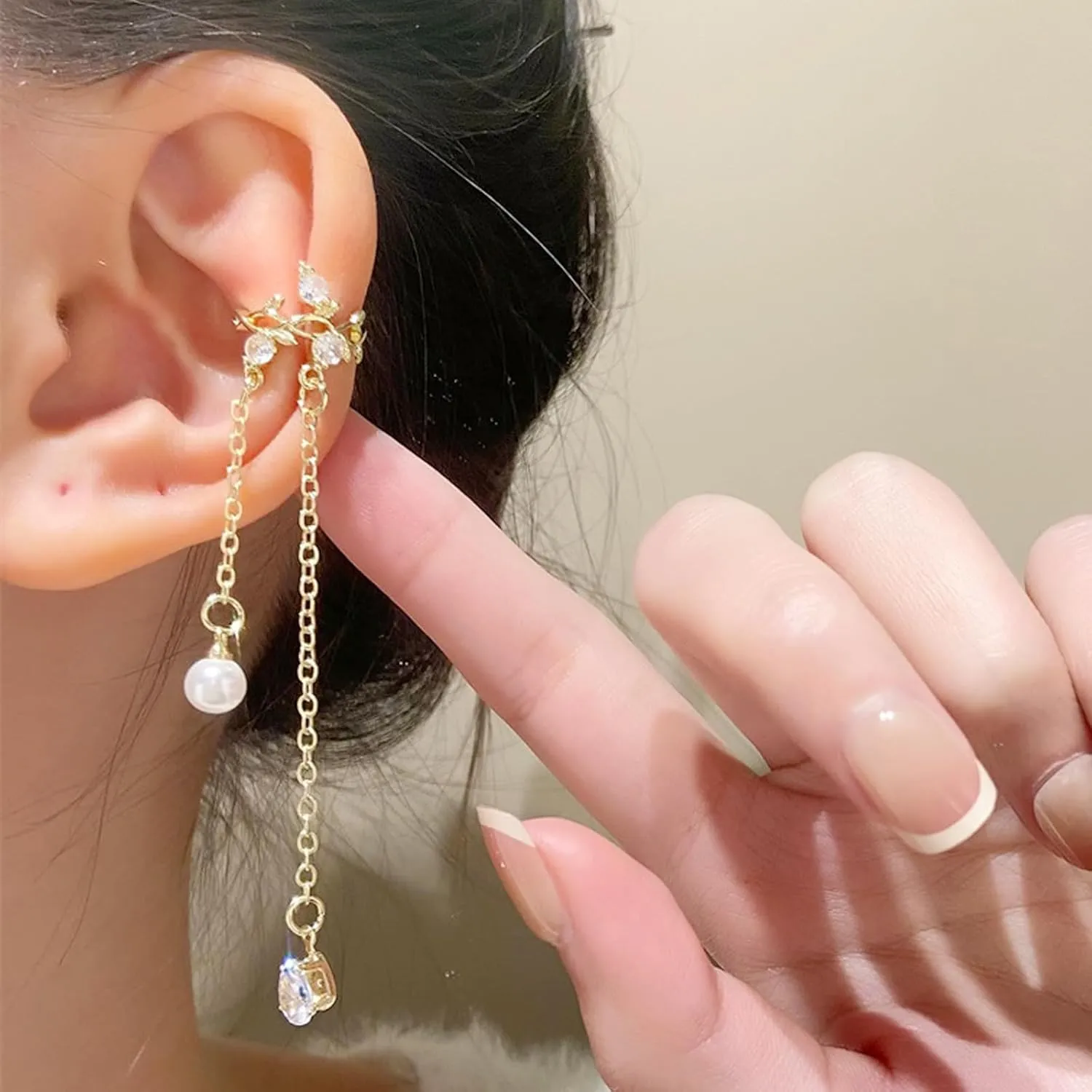 Tassels Ear Cuffs for Women Trendy Non Piercing Moon Huggie Ear Cuff Earrings Gold Cuff Fake Earrings Cartilage Earrings