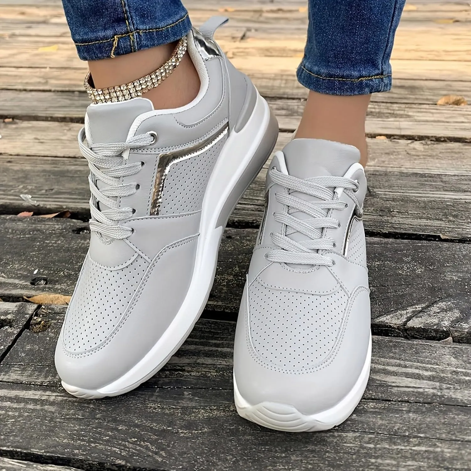 Women's Slip On Sneakers Casual Lace Up Non Slip Tennis Walking Shoes Classic Cutout Low Top Platform Sneakers Active Workout Breathable Hands-Free Comfortable Fashion Shoes