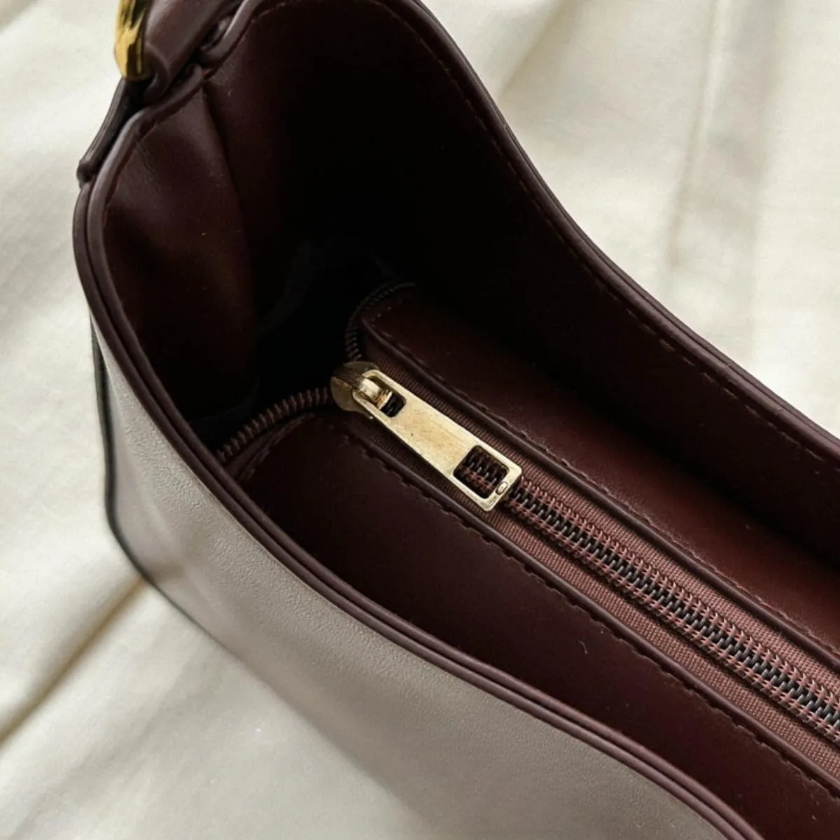 Women's Vegan Leather Shoulder Bag Fashion Handbags Strap with Metal Ring Casual Purse Satchel